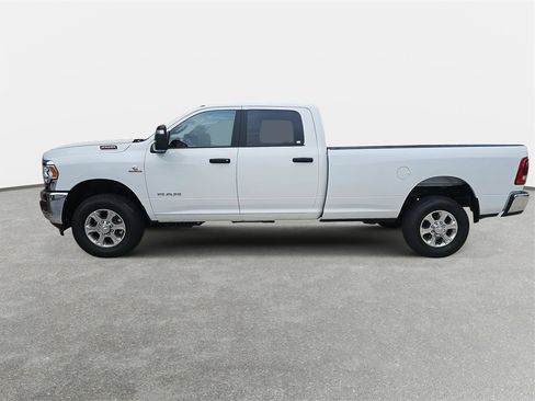 New 2024 RAM 2500 Big Horn w/ Heated Seats & Wheel Group image 8