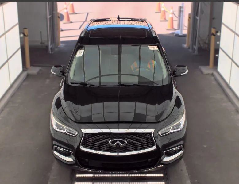 Used 2018 INFINITI QX60 FWD w/ Premium Plus Package image 3