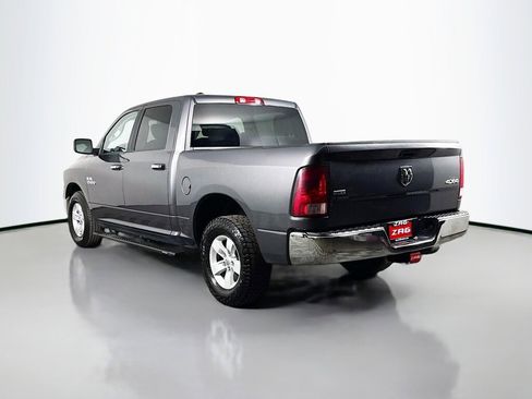Used 2018 RAM 1500 Classic SLT AWD/4WD image 3