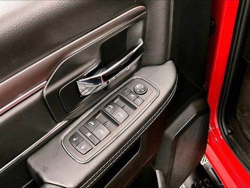 Used 2024 RAM 1500 Warlock AWD/4WD image 32