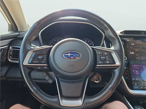 Used 2022 Subaru Outback Limited AWD/4WD image 34