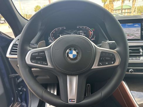 Used 2023 BMW X6 xDrive40i w/ M Sport Package image 30