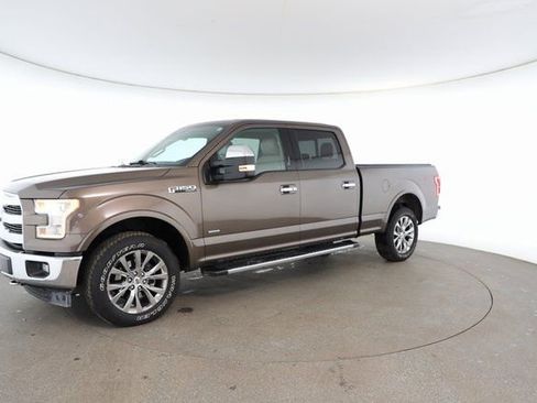 Used 2017 Ford F150 Lariat w/ Equipment Group 502A Luxury image 3