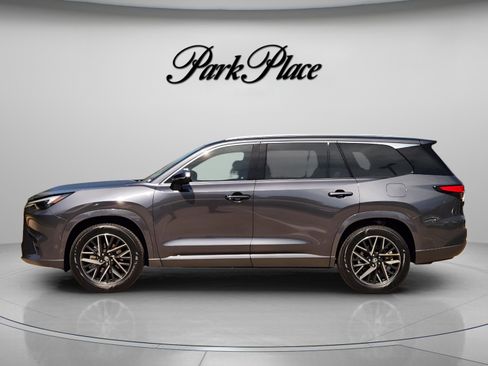 New 2026 Lexus TX 350 AWD image 2
