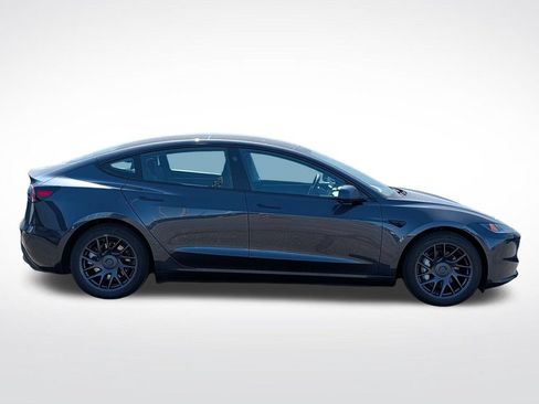 Used 2025 Tesla Model 3 Long Range AWD/4WD image 2