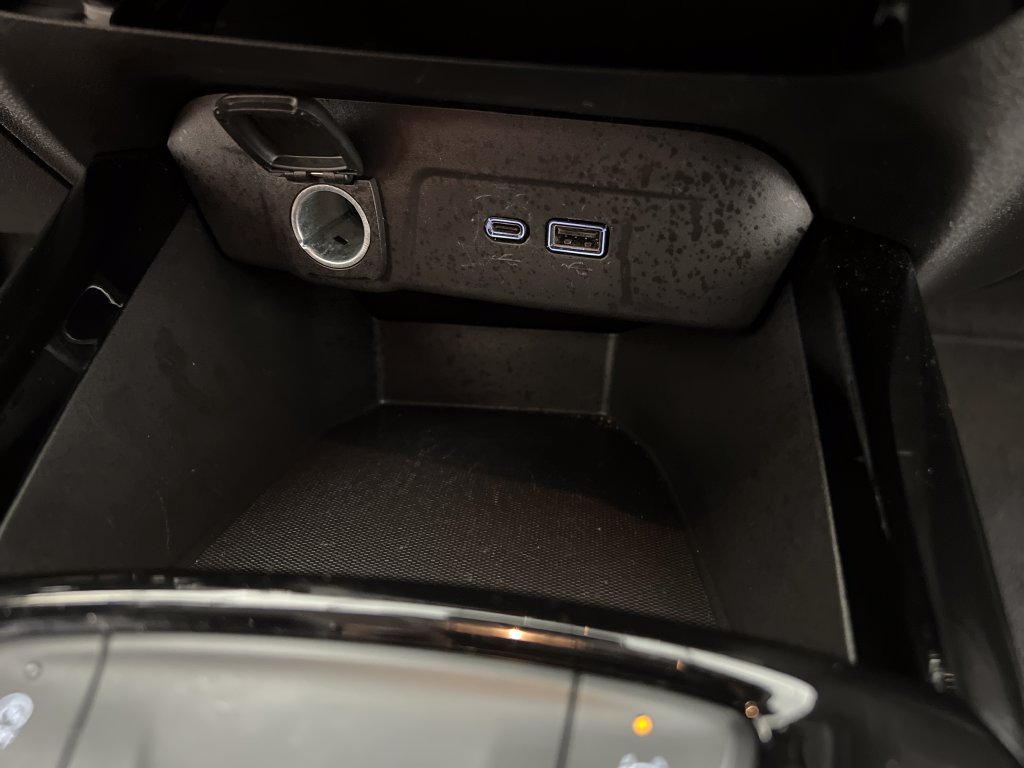 Used 2025 Chevrolet Trax LT FWD image 53