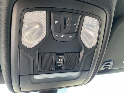 Used 2021 RAM 1500 Big Horn image 18