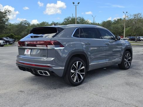 Used 2024 Volkswagen Atlas Cross Sport SEL Premium R-Line AWD/4WD image 4
