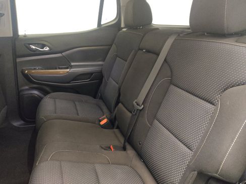 Used 2020 GMC Acadia SLE w/ Driver Convenience Package FWD image 18