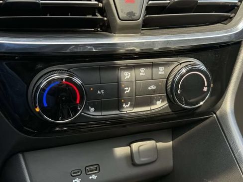 Used 2024 Buick Encore GX Sport Touring w/ Experience Buick Package AWD/4WD image 28