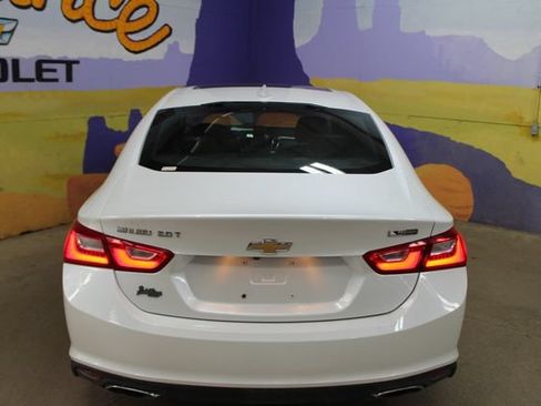 Used 2016 Chevrolet Malibu Premier FWD image 7
