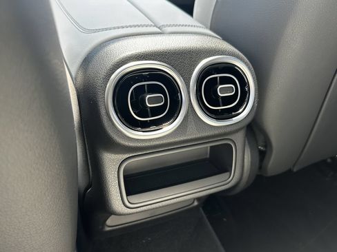 Certified 2025 Mercedes-Benz GLC 350e 4MATIC image 26