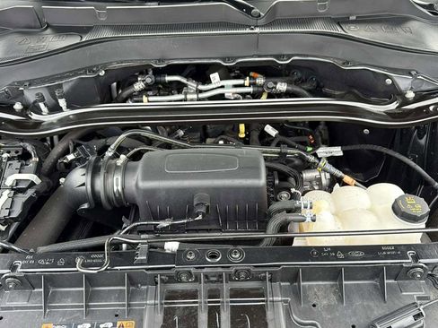 Used 2023 Ford Explorer ST-Line w/ Class IV Trailer Tow Package image 25