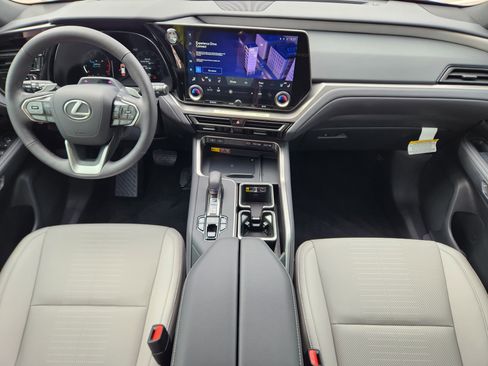 Used 2025 Lexus TX 350 AWD w/ Technology Package image 30