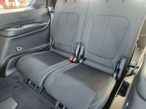 New 2026 Jeep Grand Cherokee L Laredo RWD image 21
