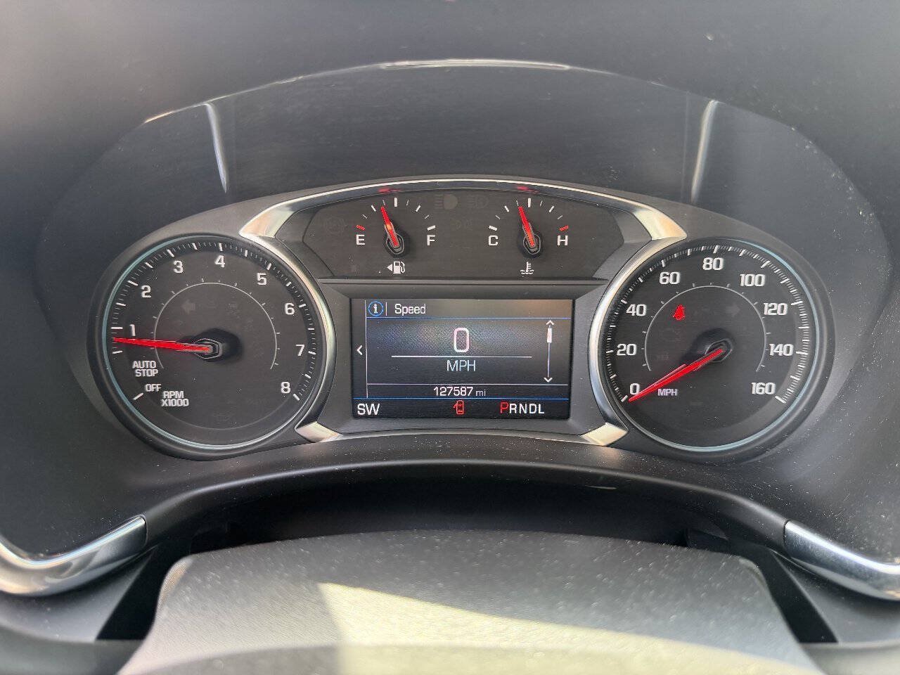 Used 2023 Chevrolet Equinox LT w/ Driver Convenience Package AWD/4WD image 9