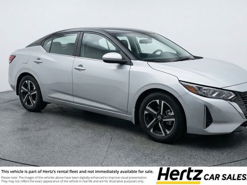 Used 2025 Nissan Sentra SV image 1