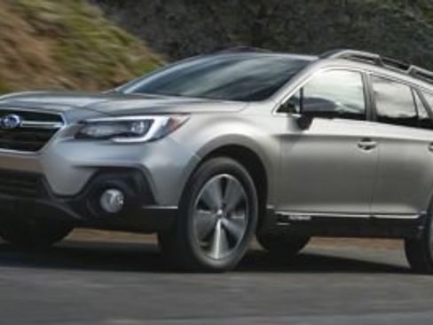 Used 2018 Subaru Outback 2.5i Limited w/ Popular Package #2 AWD/4WD image 1