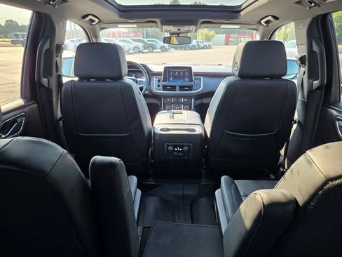 Used 2023 Chevrolet Tahoe Z71 w/ Luxury Package AWD/4WD image 40