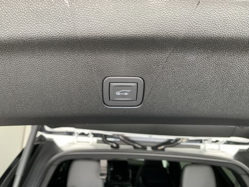 New 2026 GMC Yukon Elevation image 55