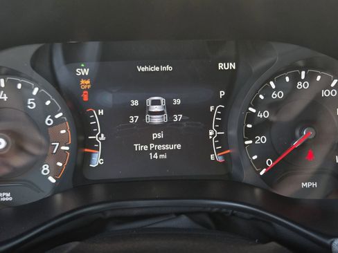 New 2026 Jeep Compass Latitude image 15