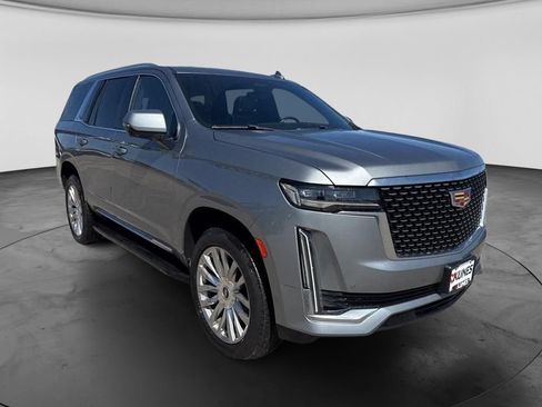 Used 2023 Cadillac Escalade Premium Luxury AWD/4WD image 4