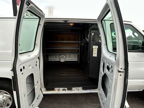 Used 2012 Ford E-150 and Econoline 150 image 16
