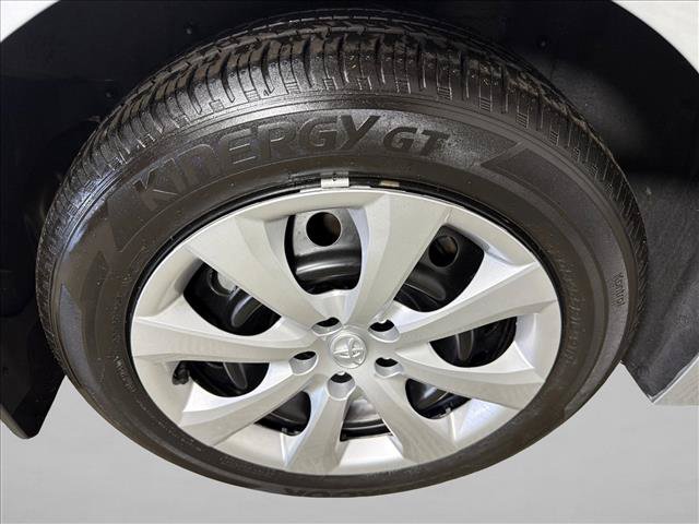 Used 2025 Toyota Corolla LE FWD image 17