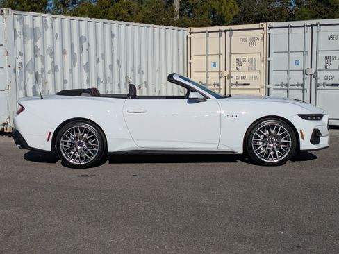New 2026 Ford Mustang GT Premium RWD image 3