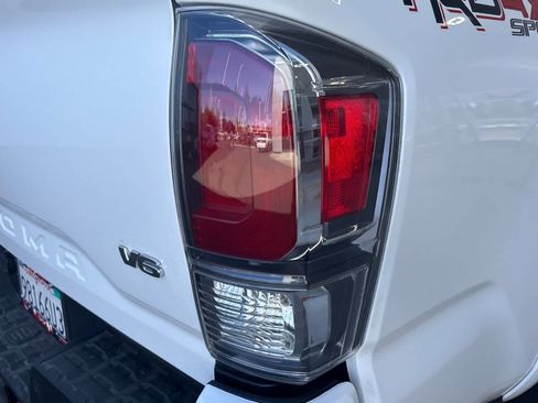 Used 2023 Toyota Tacoma TRD Sport w/ Advanced Technology Package AWD/4WD image 13