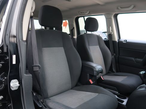 Used 2015 Jeep Patriot Sport w/ Power Value Group image 13