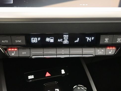 Used 2023 Audi Q4 e-tron Premium w/ Convenience Package image 28