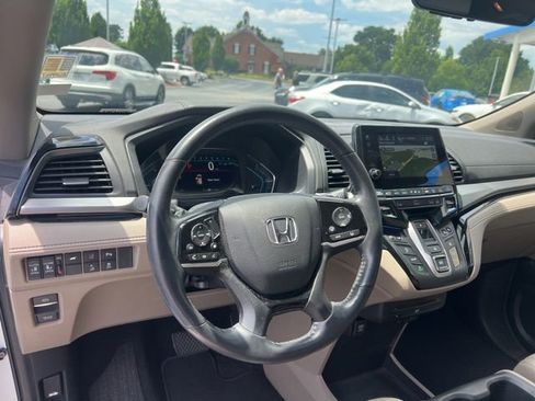 Used 2018 Honda Odyssey Elite image 19