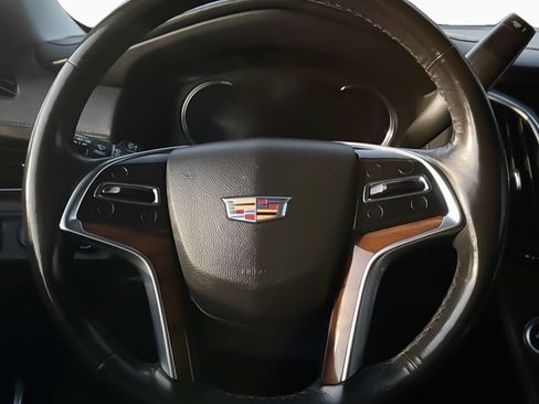 Used 2020 Cadillac Escalade ESV 4WD image 17