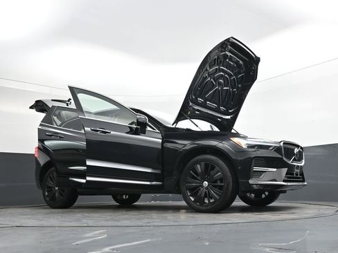 Used 2022 Volvo XC60 B5 Inscription w/ Advanced Package image 44