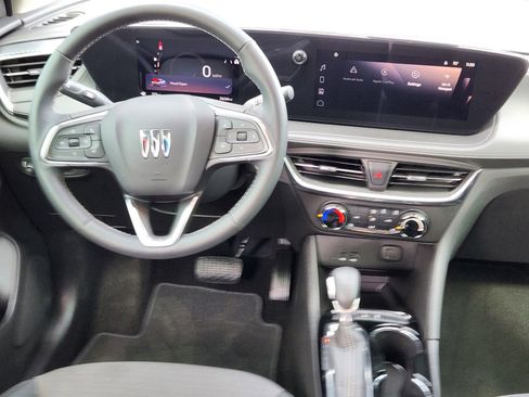 Certified 2024 Buick Encore GX Preferred w/ Comfort Package image 9