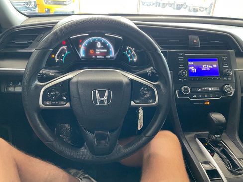 Used 2020 Honda Civic LX image 29