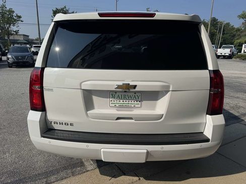 Used 2020 Chevrolet Tahoe LT w/ Luxury Package RWD image 46