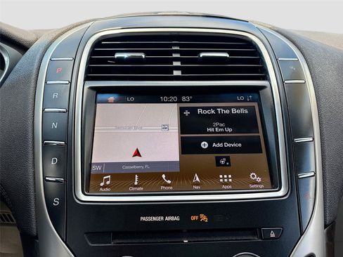 Used 2019 Lincoln Nautilus Select FWD image 15