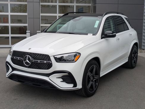 New 2026 Mercedes-Benz GLE 450e 4MATIC image 8