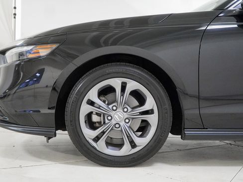 Used 2023 Honda Accord EX image 16