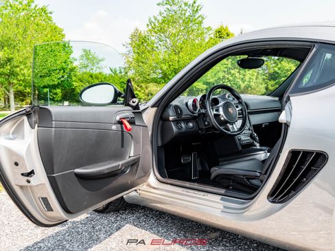 Used 2012 Porsche Cayman R image 27