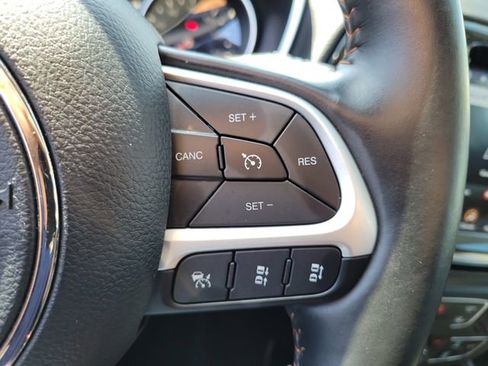 Used 2019 Jeep Compass Limited w/ Advanced Safety Group AWD/4WD image 6