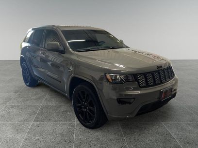 Used 2019 Jeep Grand Cherokee Altitude