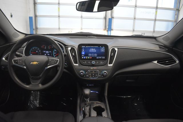 Used 2024 Chevrolet Malibu LT FWD image 5