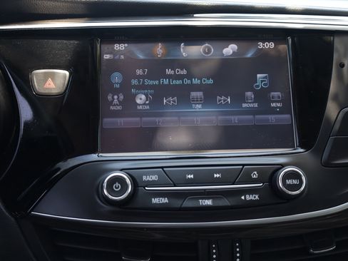 Used 2020 Buick Envision Preferred FWD image 21