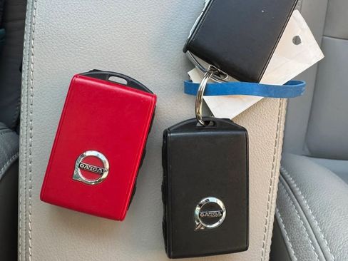 Used 2019 Volvo XC40 T5 Momentum AWD/4WD image 20