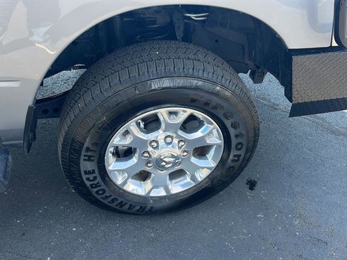 Used 2024 RAM 3500 Laramie AWD/4WD image 31