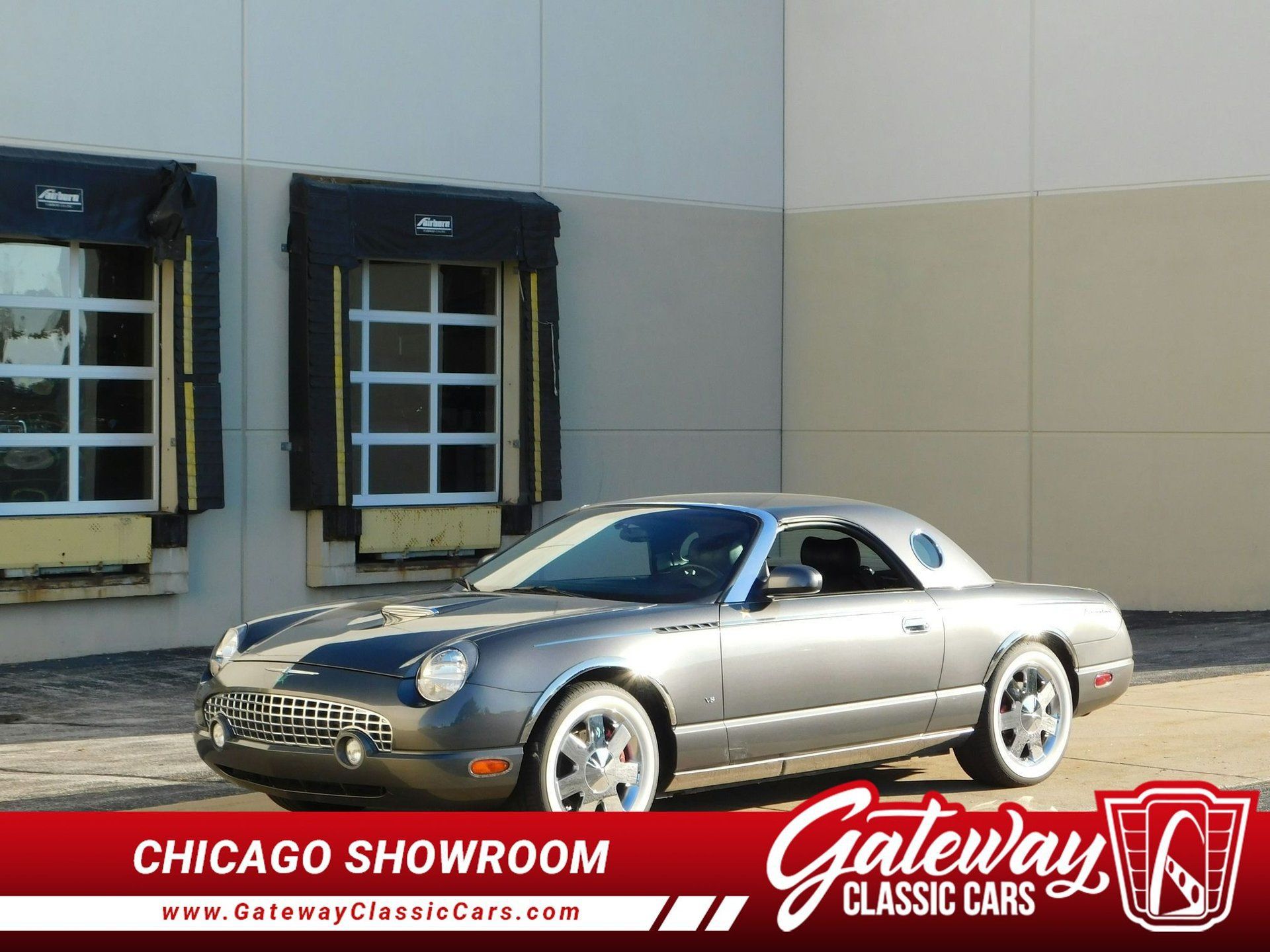 Used 2003 Ford Thunderbird RWD image 2