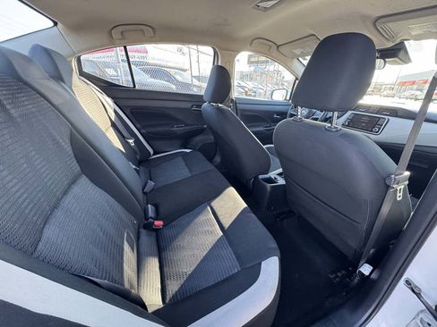 Used 2021 Nissan Versa SV image 23